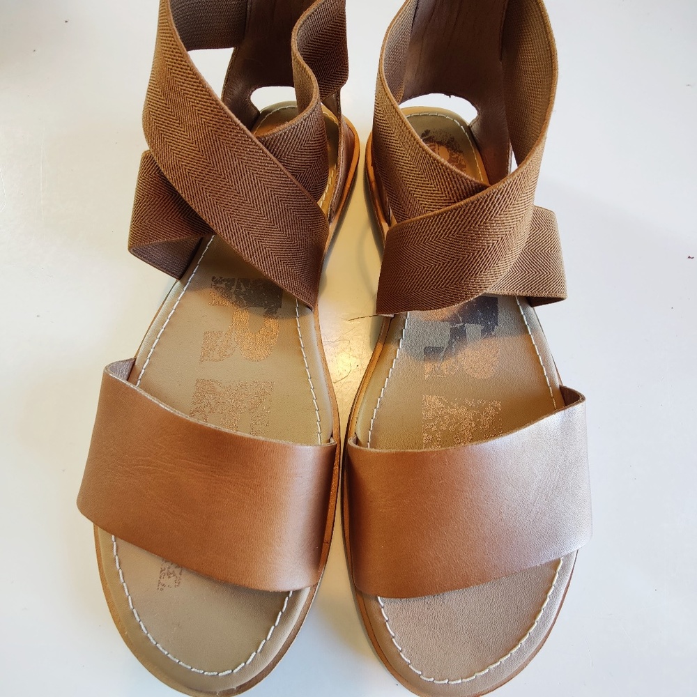 SOREL Ella Sandals Camel Brown - Size 10